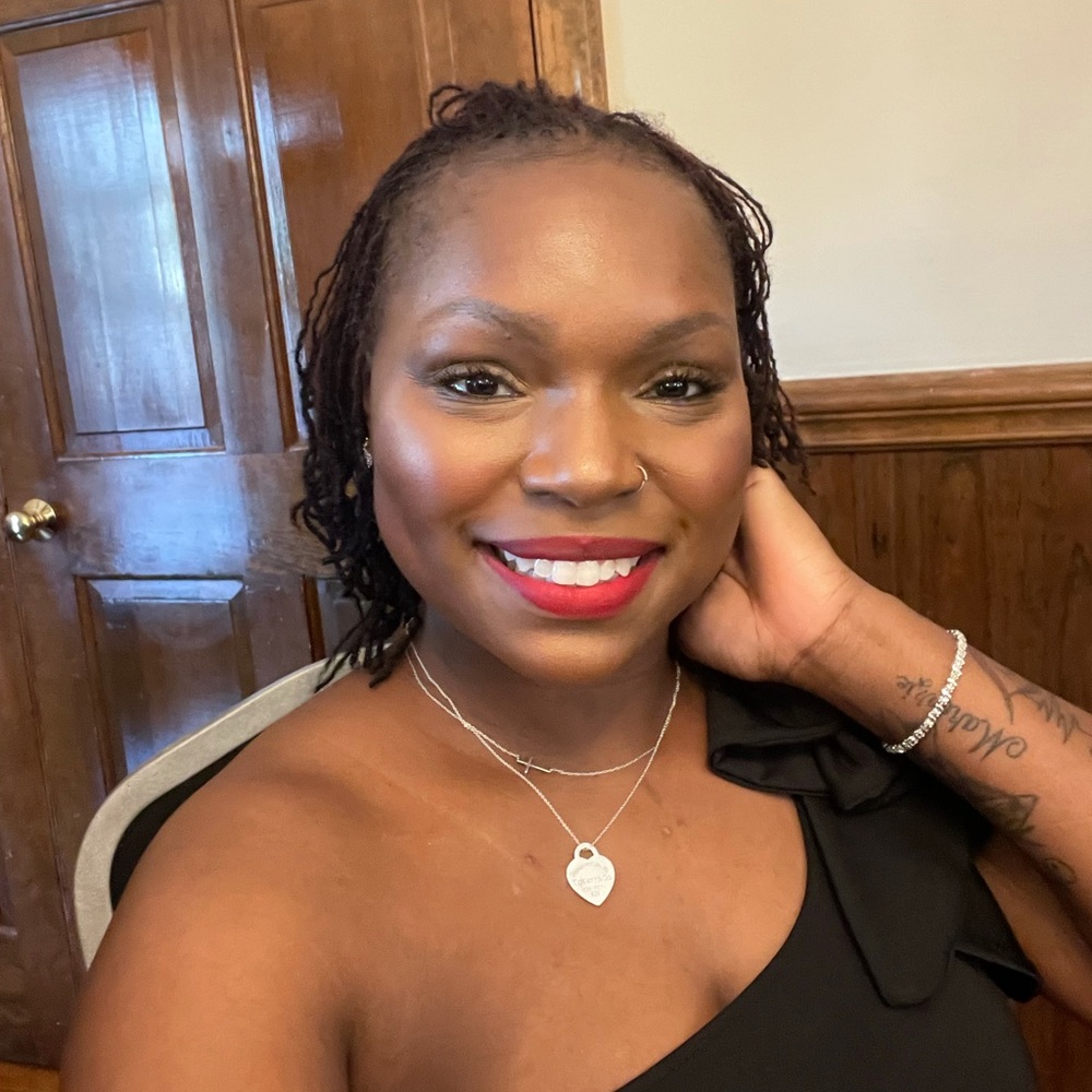 Meet your Posher, Shannon